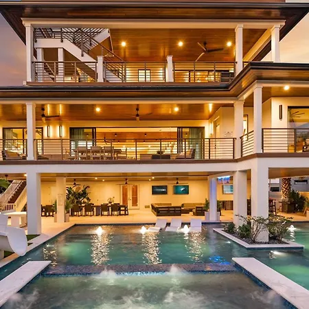 Villa Deep Blue Sea